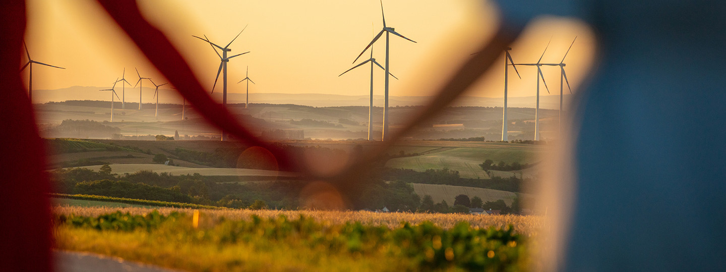 ENGIE Deutschland Erneuerbare Energien: Ob durch Planung, Bau, Betrieb, Vermarktung oder grüne Energielösungen: bei ENGIE treiben wir die Umstellung auf erneuerbare Energien auf allen Gebieten mit Nachdruck voran.