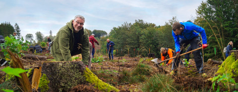 ENGIE Deutschland Pressemitteilungen: ENGIE Deutschland unterstützt Bergwaldprojekt e. V. 